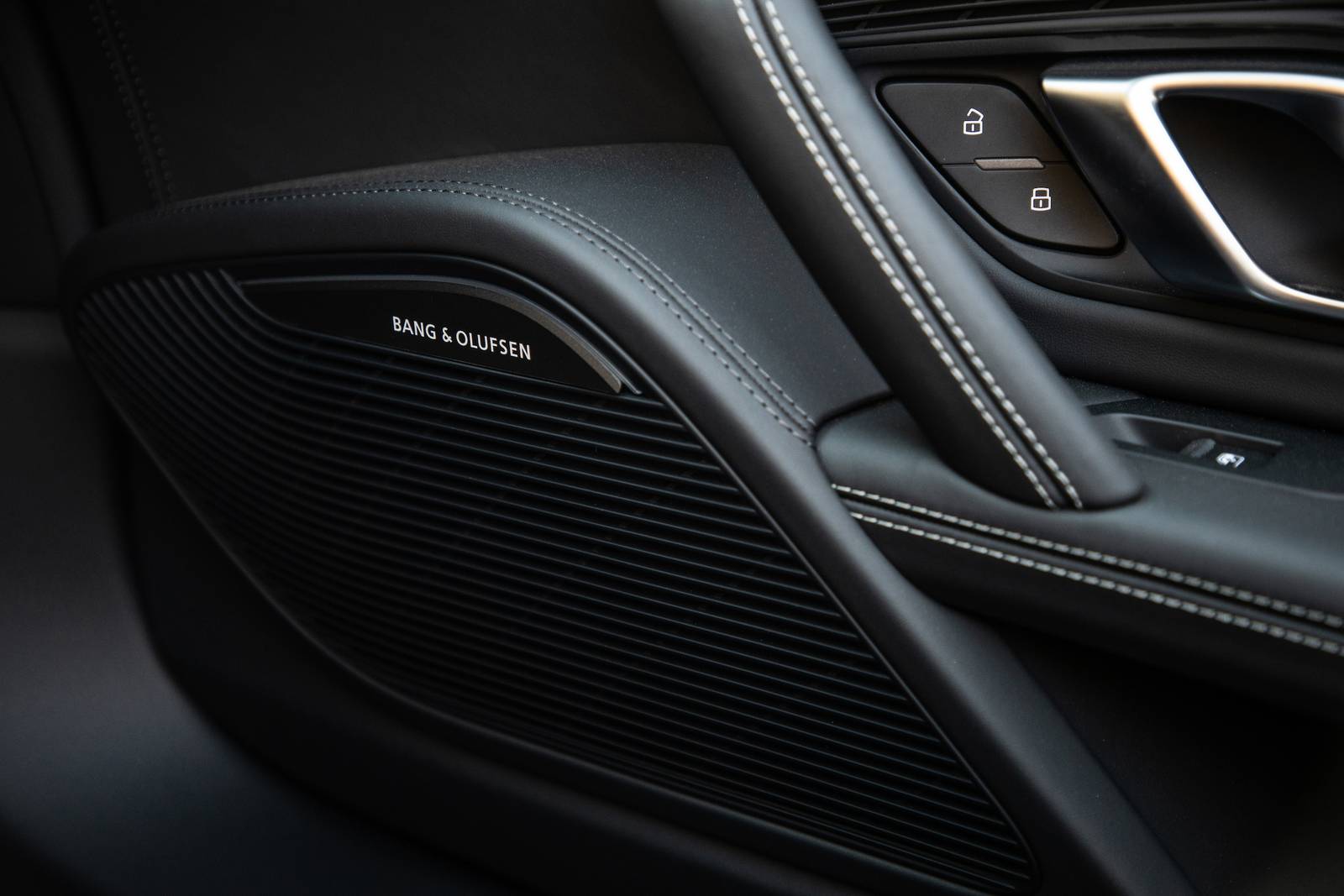 2022 Audi R8 interior DETAIL