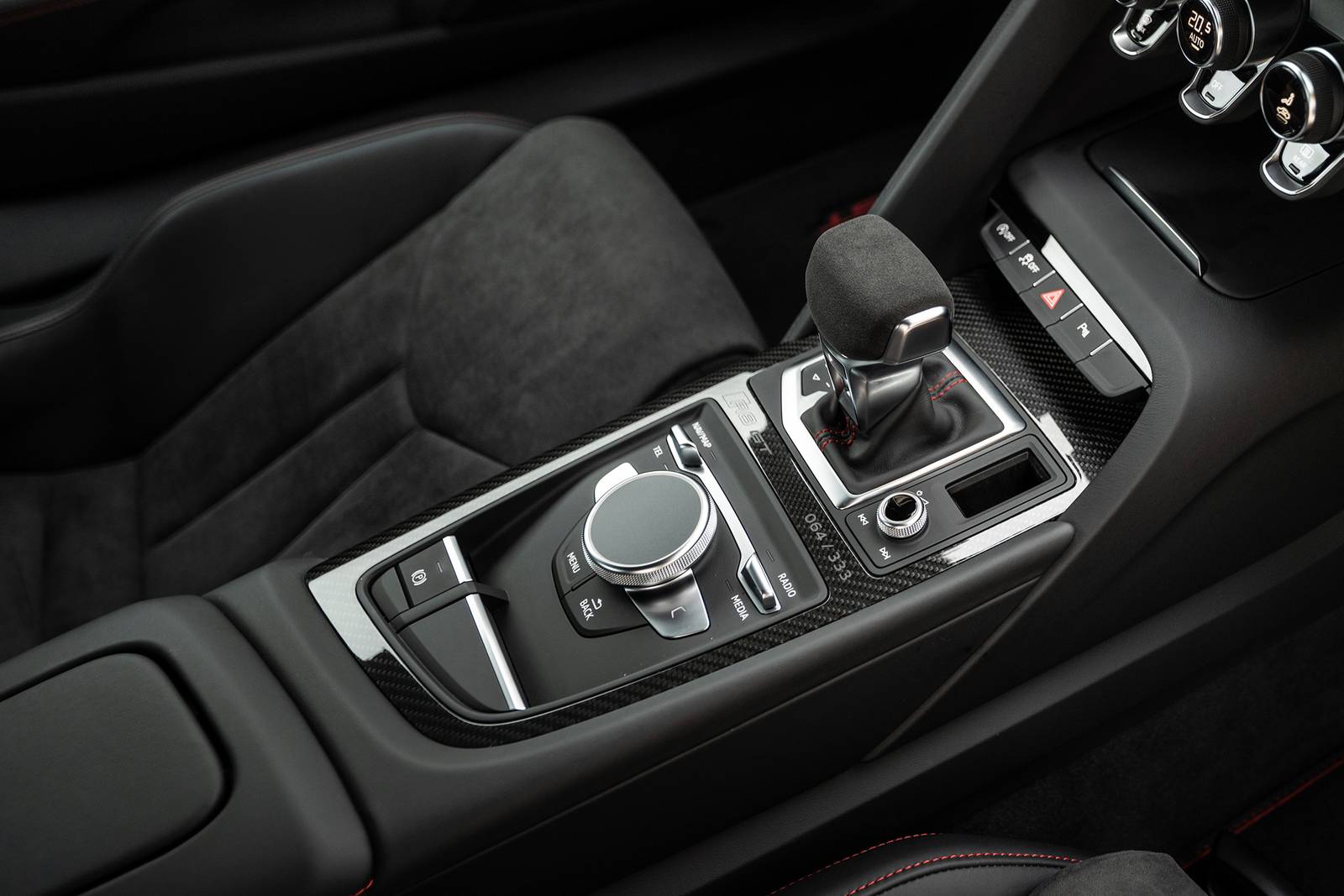 2023 Audi R8 interior SHF
