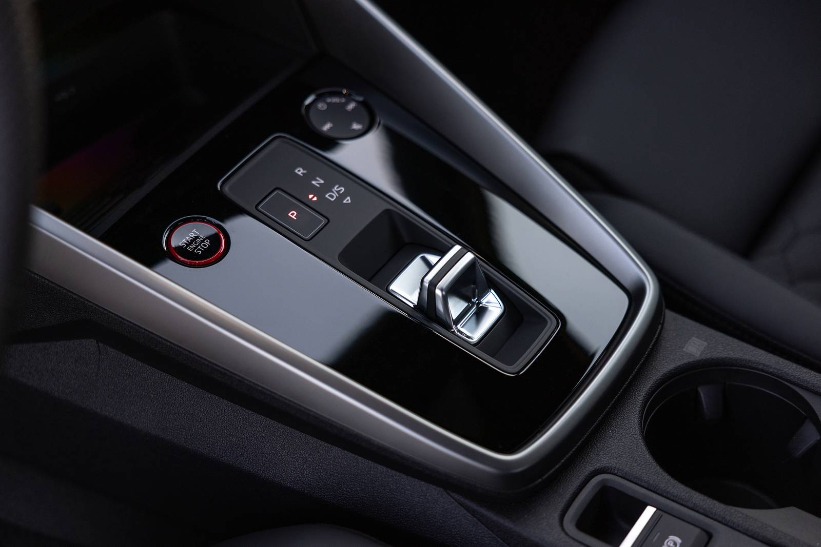 2022 Audi Rs interior SHF