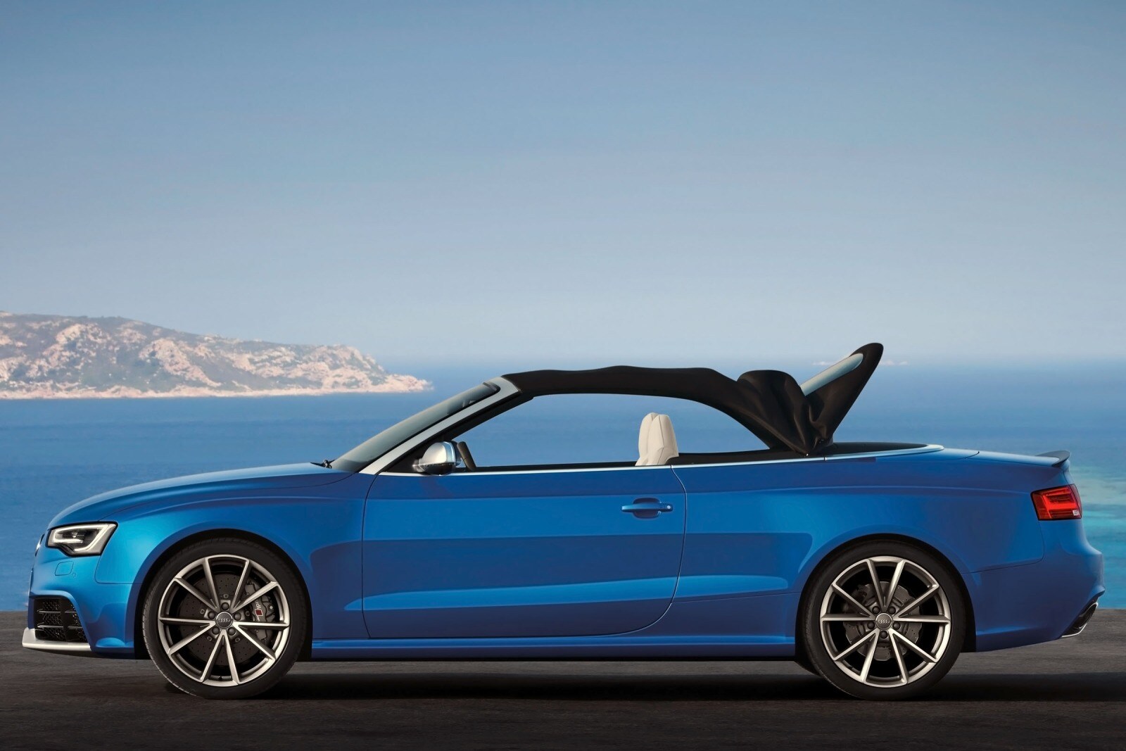 2014 Audi RS 5 quattro Convertible Exterior