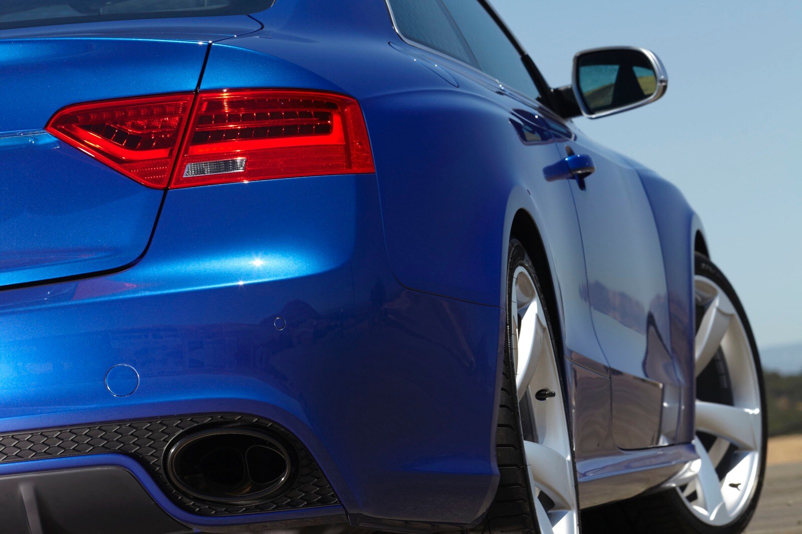 2015 Audi RS 5 exterior RBDG