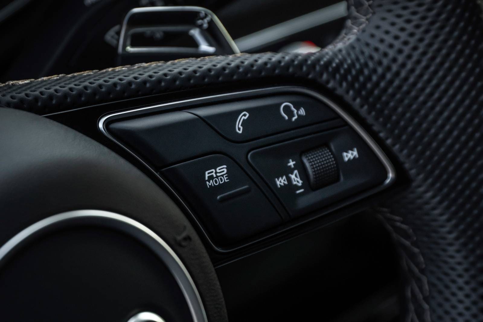 2021 Audi RS 5 interior AUXCTRL