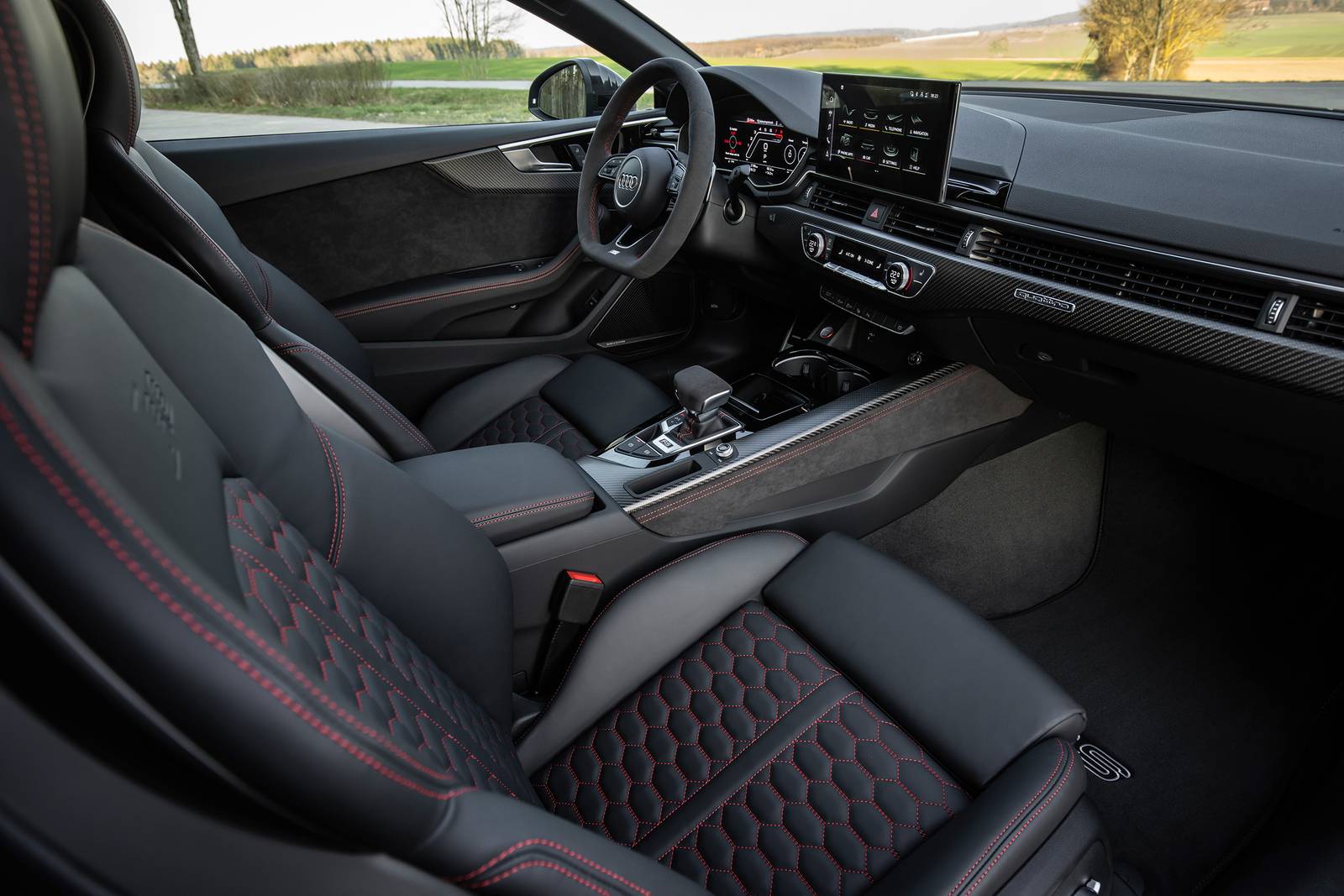 2021 Audi RS 5 interior DETAIL