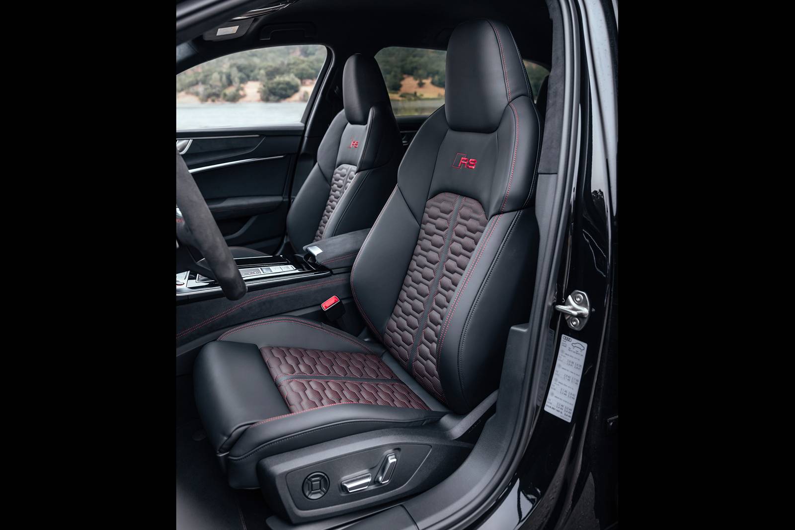 2025 Audi RS 6 interior DETAIL