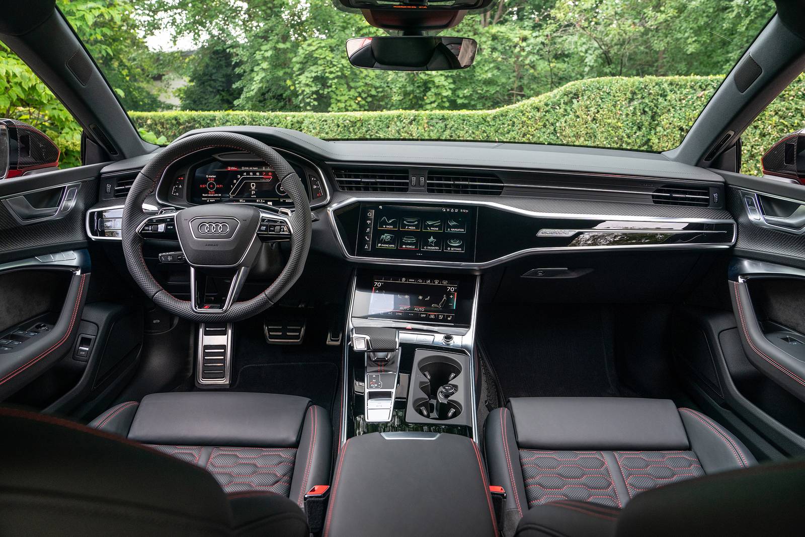 2021 Audi RS 7 interior D