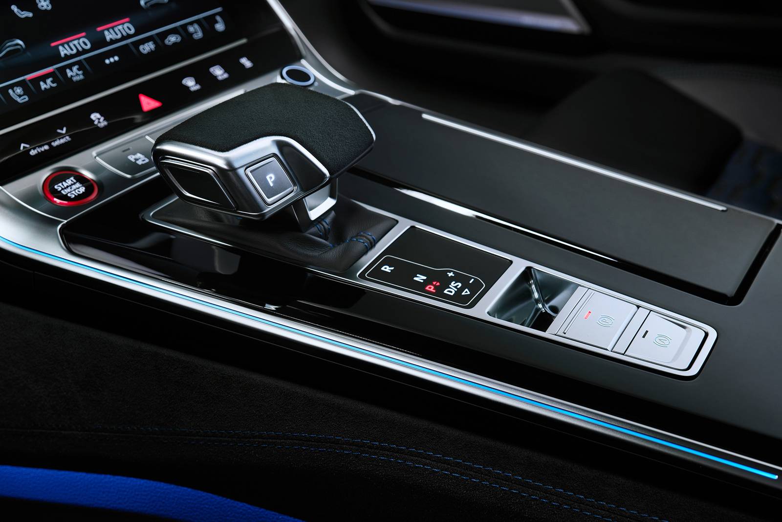 2025 Audi RS 7 interior SHF