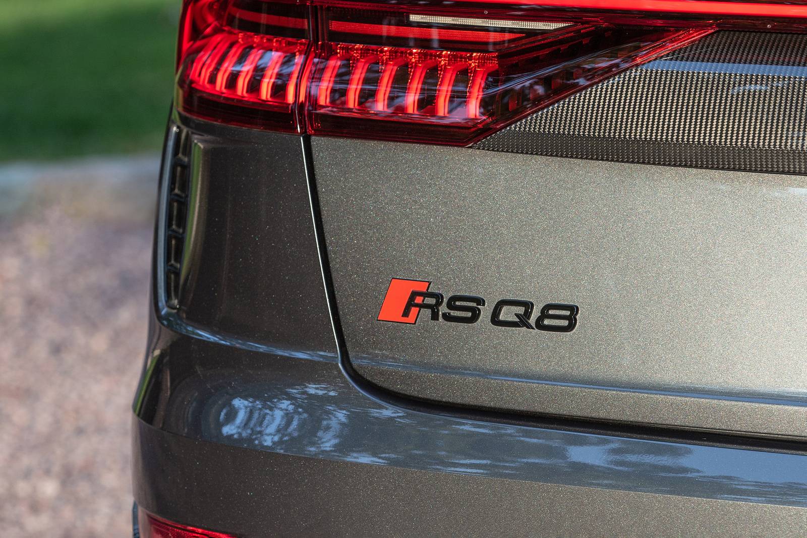 2020 Audi RS Q8 — OEM photo 3
