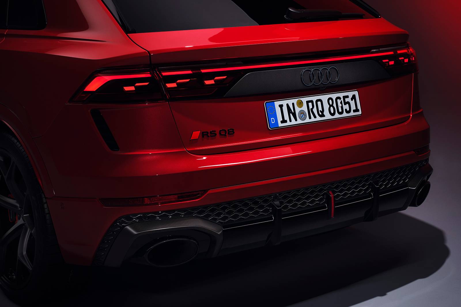 2025 Audi RS Q8 exterior EDETAIL