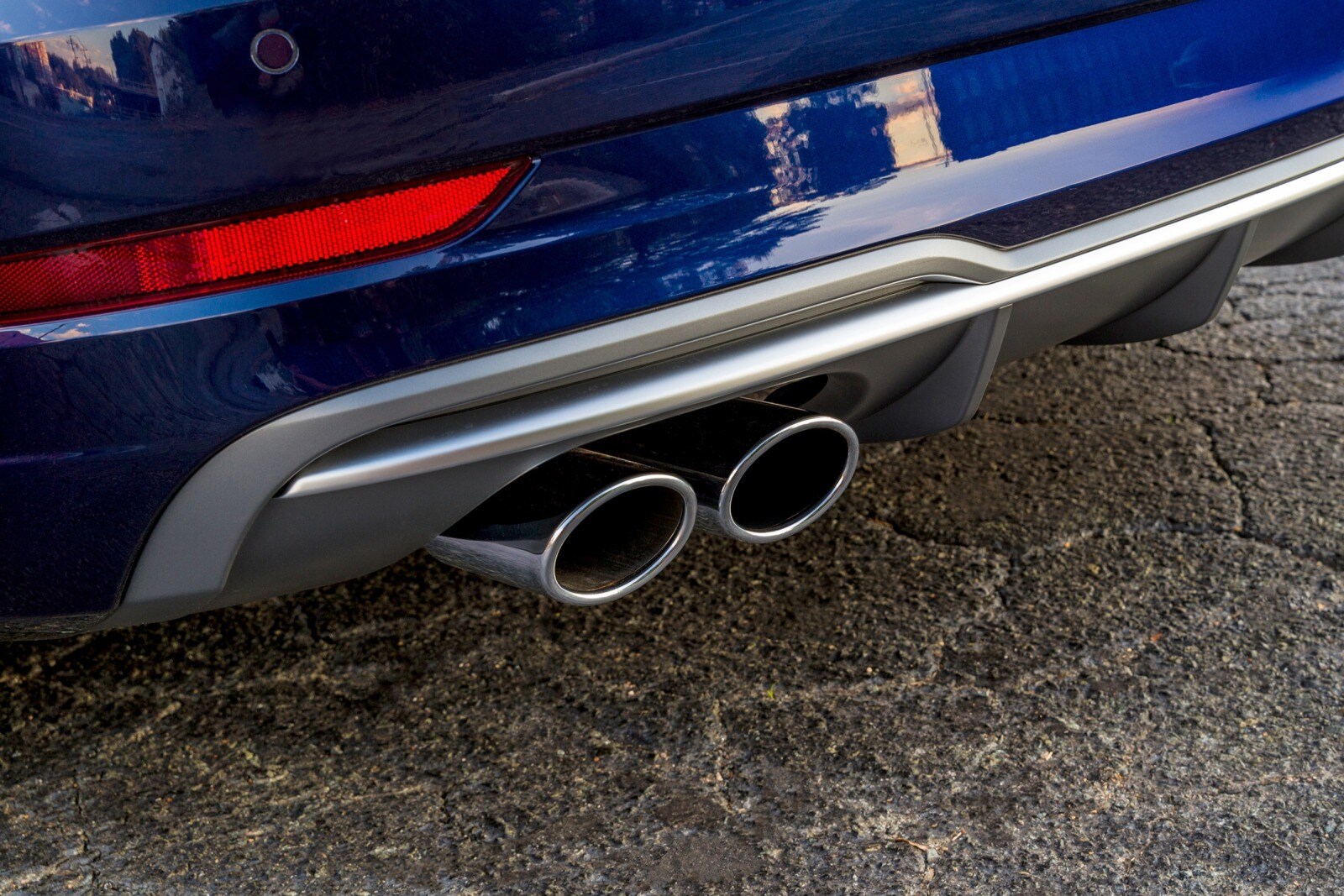 2017 Audi S3 front safety EDETAIL