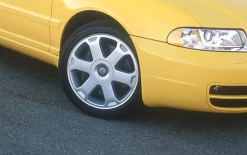 2000 Audi S4 interior D