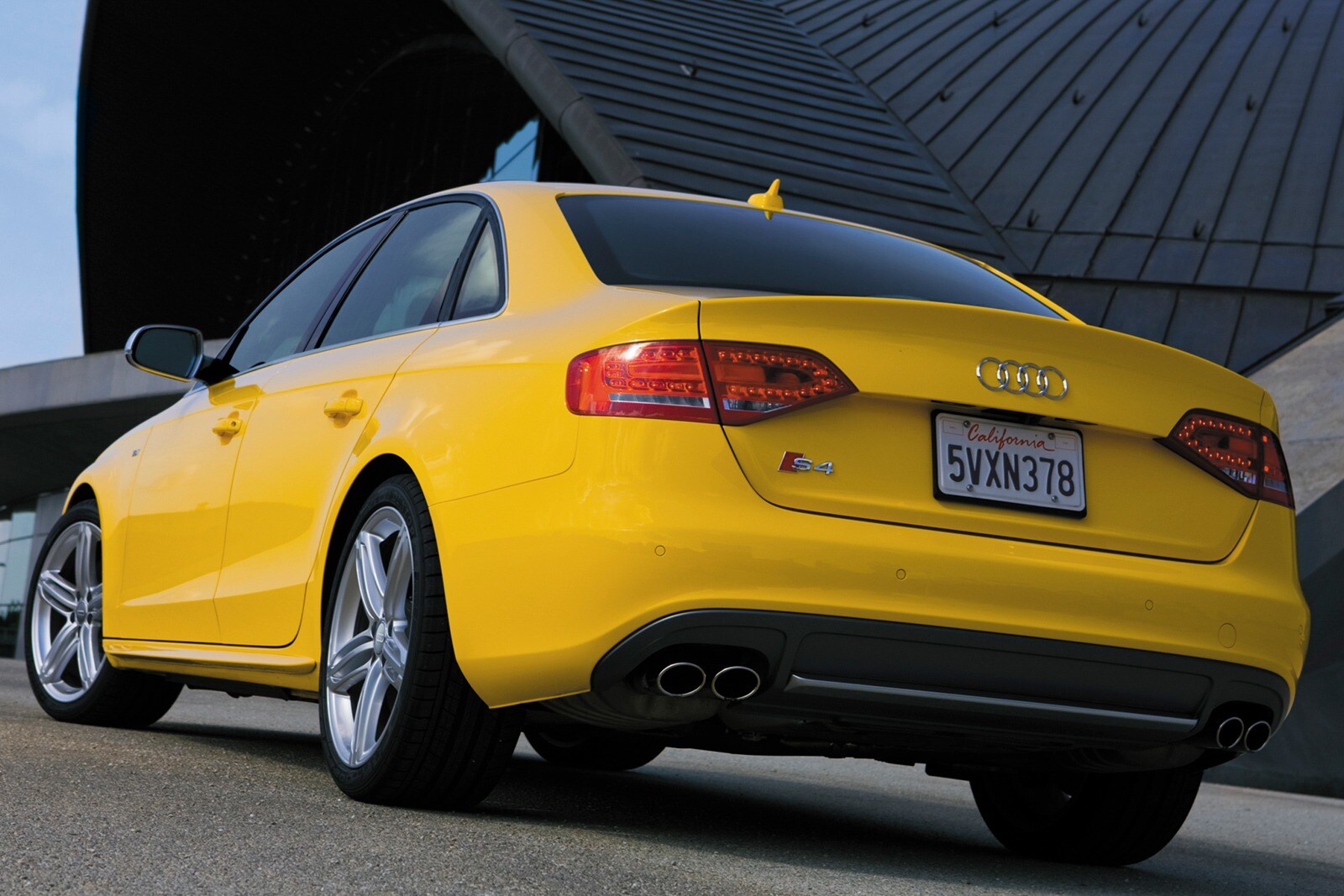 2010 Audi S4 front safety FQ