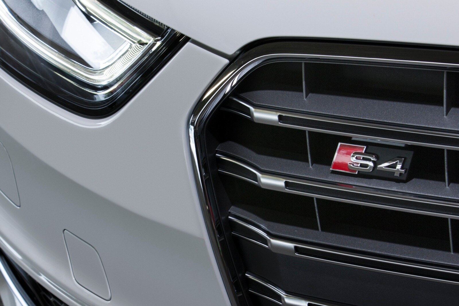 2015 Audi S4 front safety FBDG