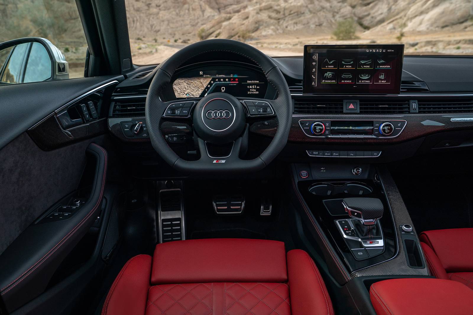 2020 Audi S4 interior SWD