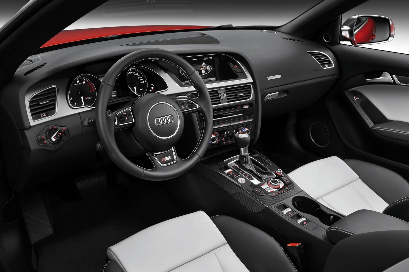 2013 Audi S5 interior D