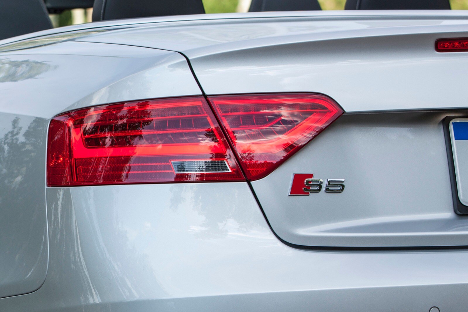 2015 Audi S5 exterior RBDG