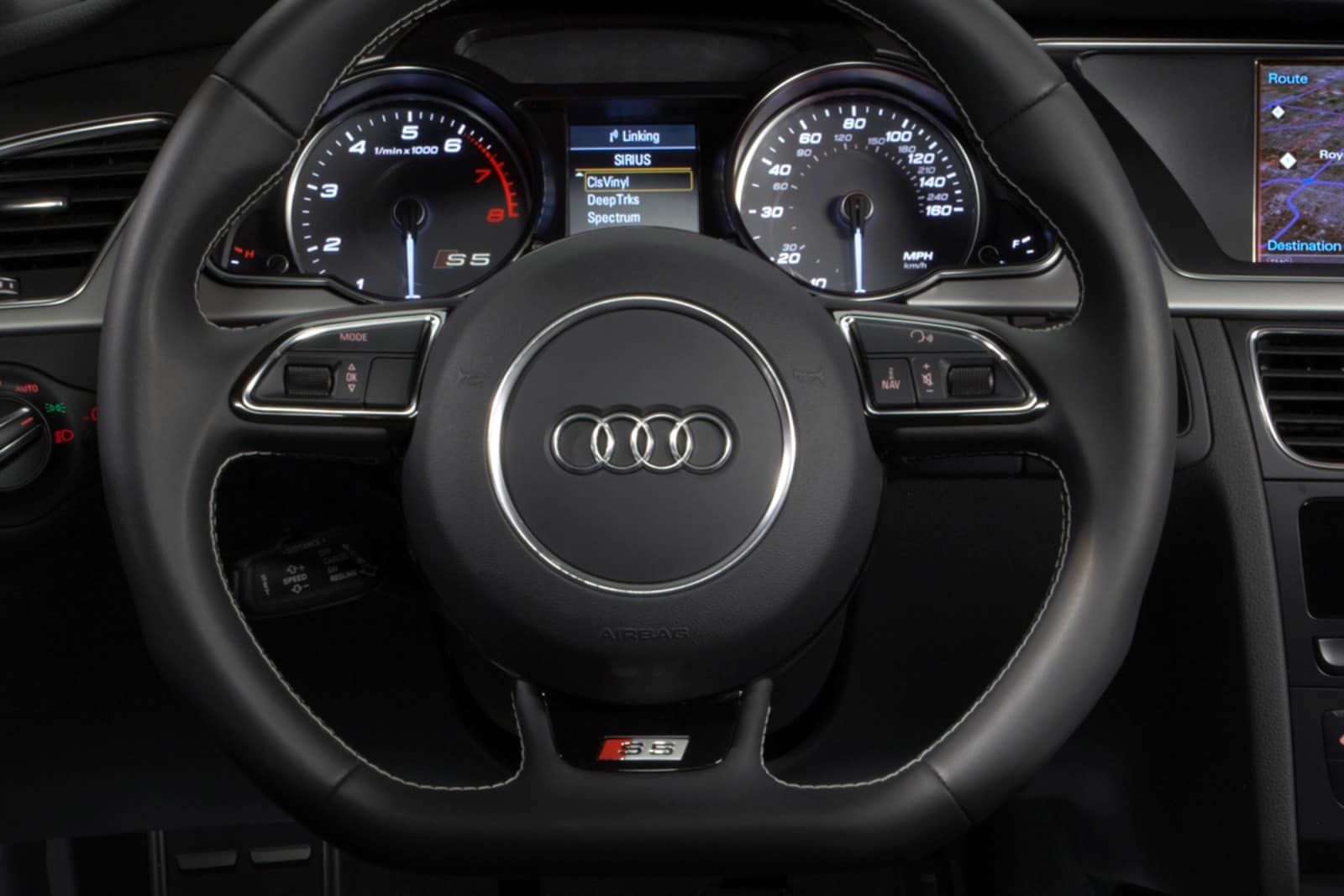 2015 Audi S5 interior SWD