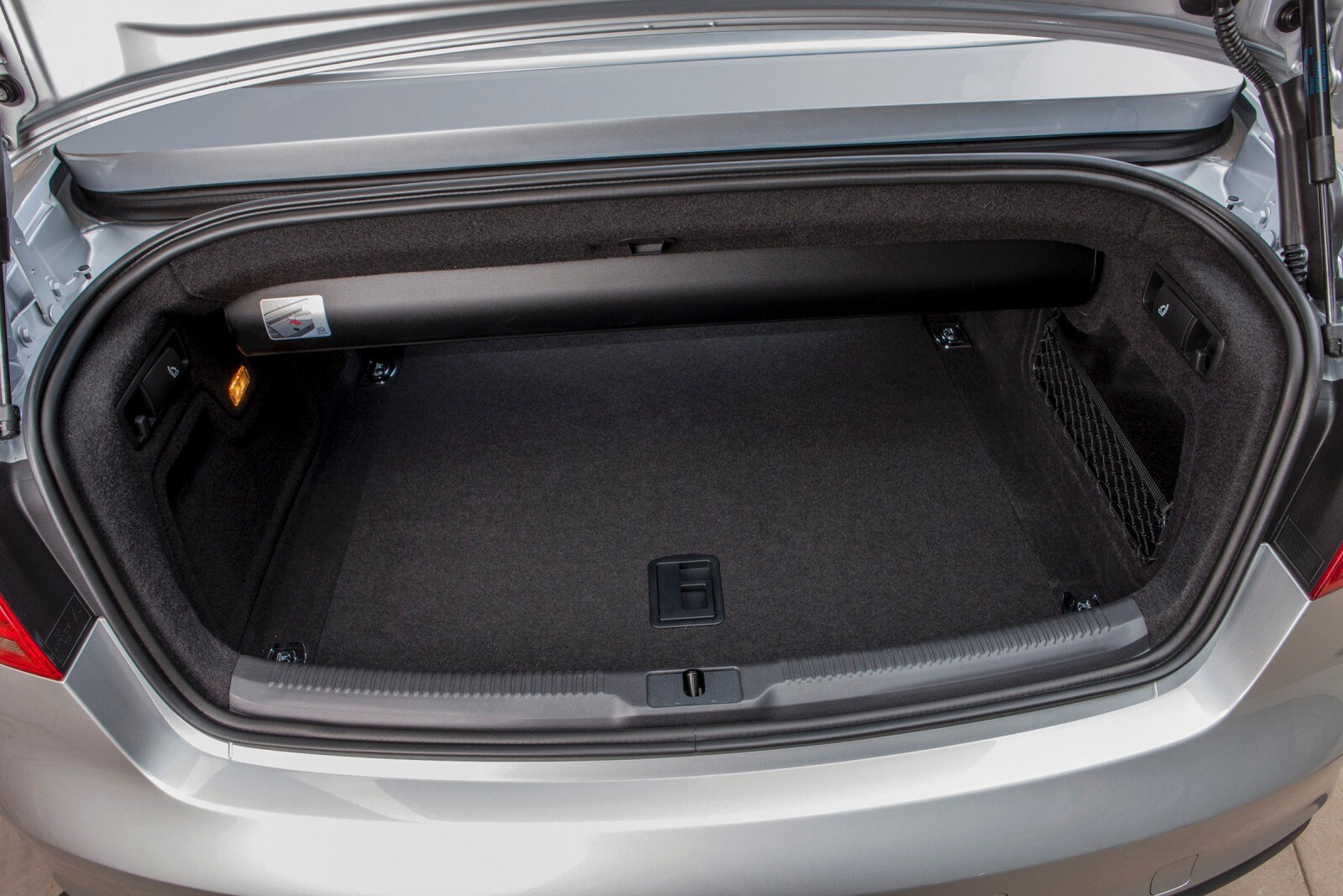 2017 Audi S5 interior CARGO