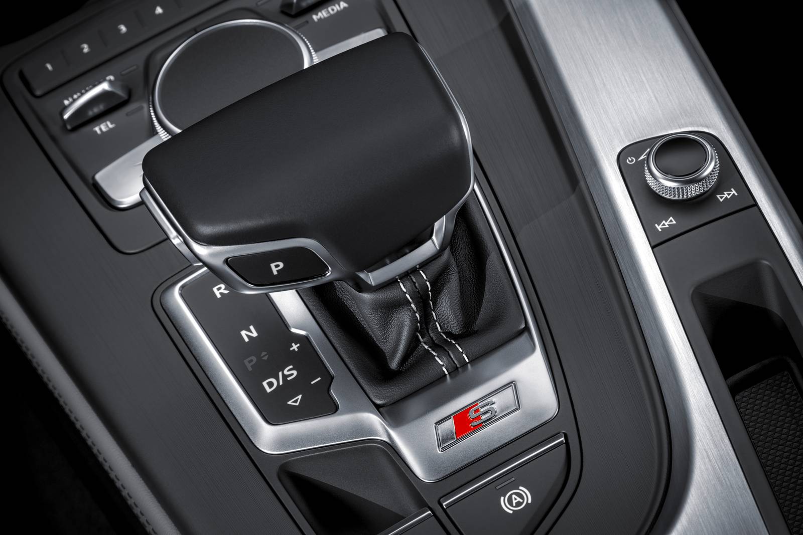 2019 Audi S5 interior SHF
