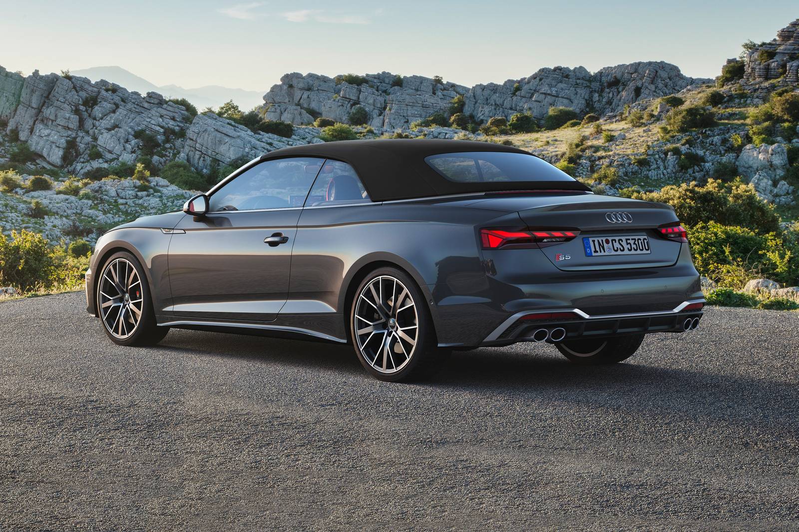 2022 Audi S5