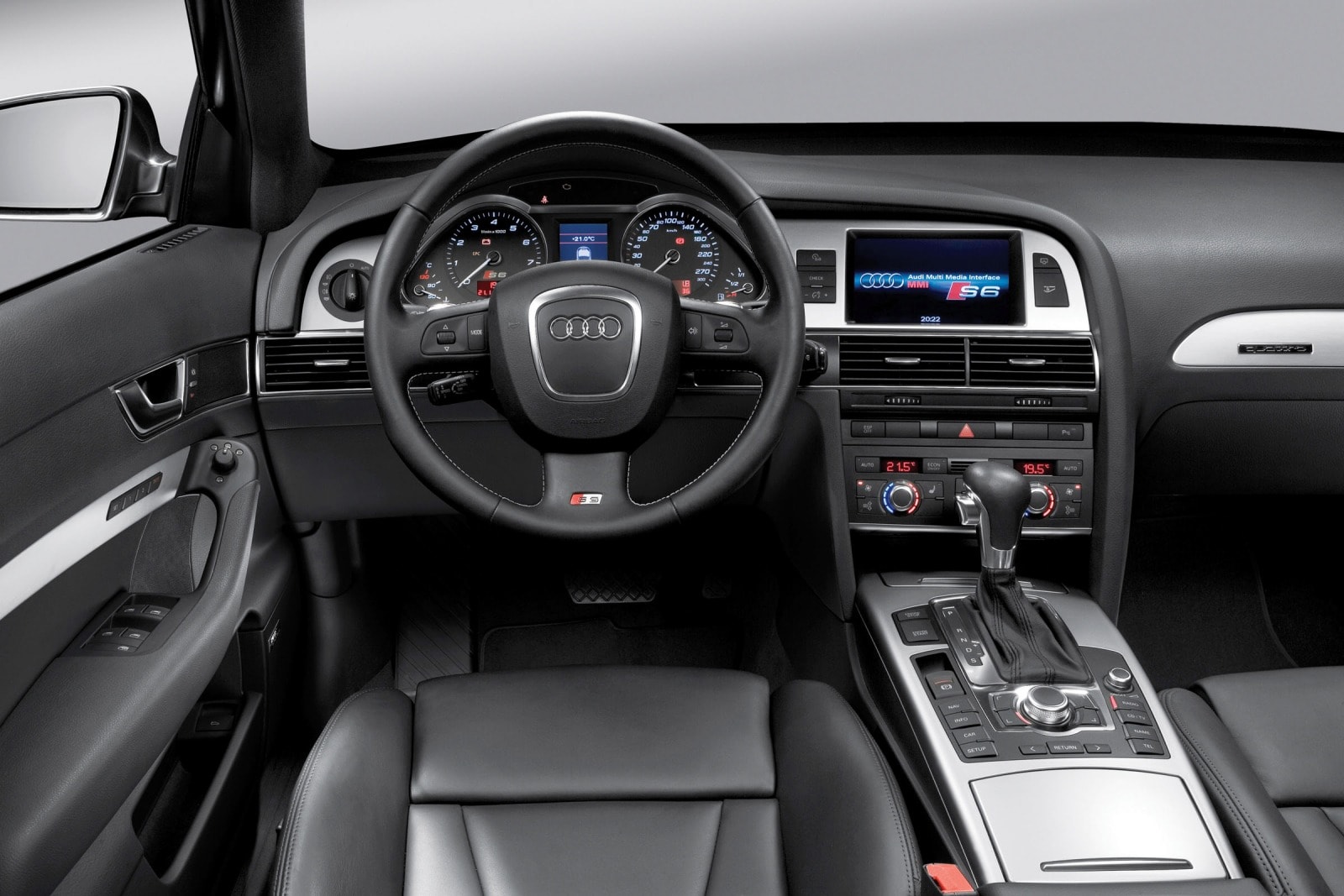 2007 Audi S6 interior D