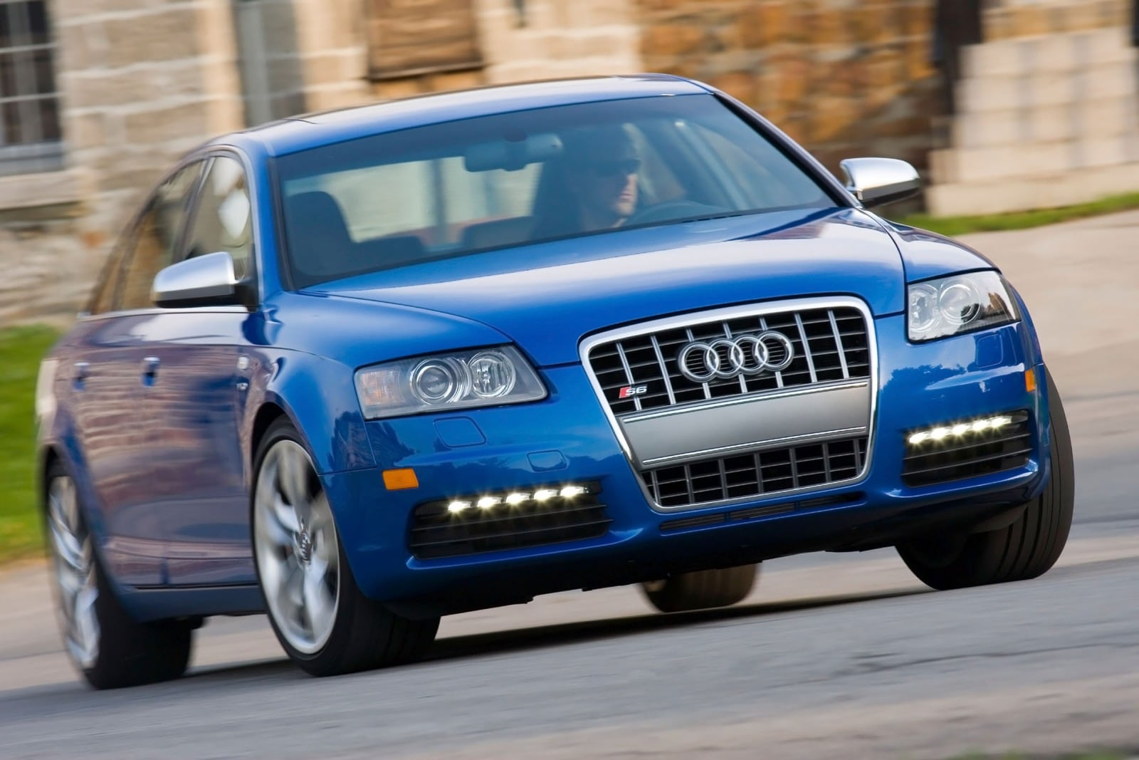 2007 Audi S6 exterior FQ