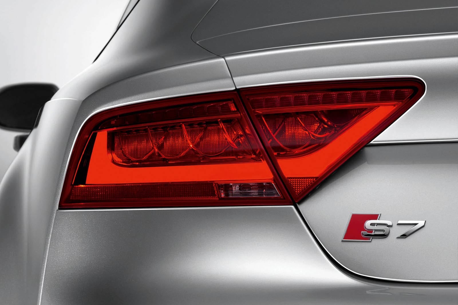 2013 Audi S7 — OEM photo 5