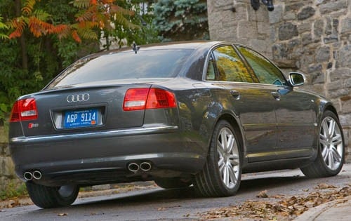 2007 Audi S8 exterior FQ