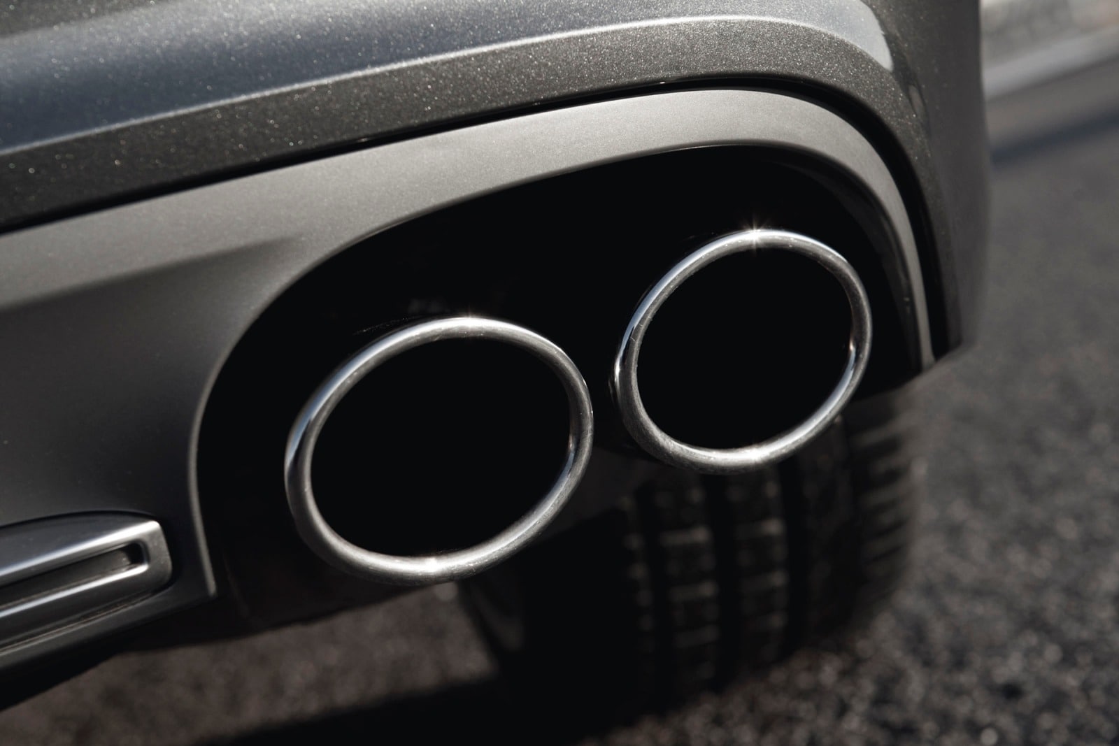 2013 Audi S8 exterior EDETAIL