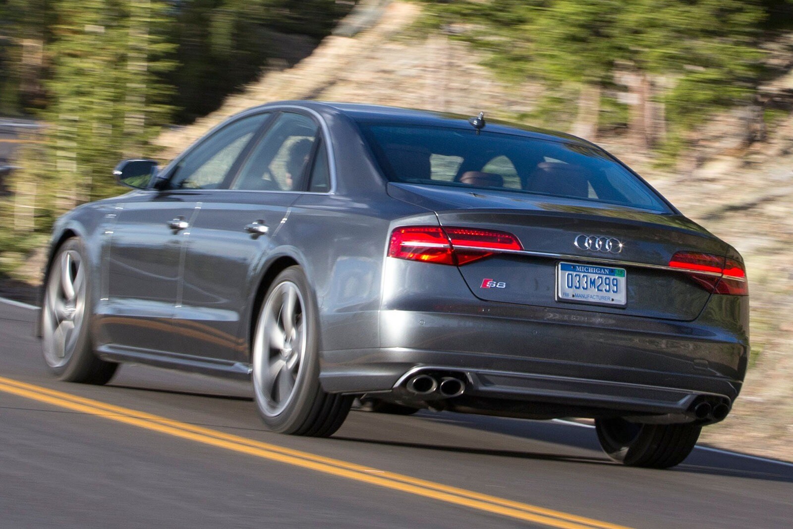 2015 Audi S8 quattro Sedan Exterior