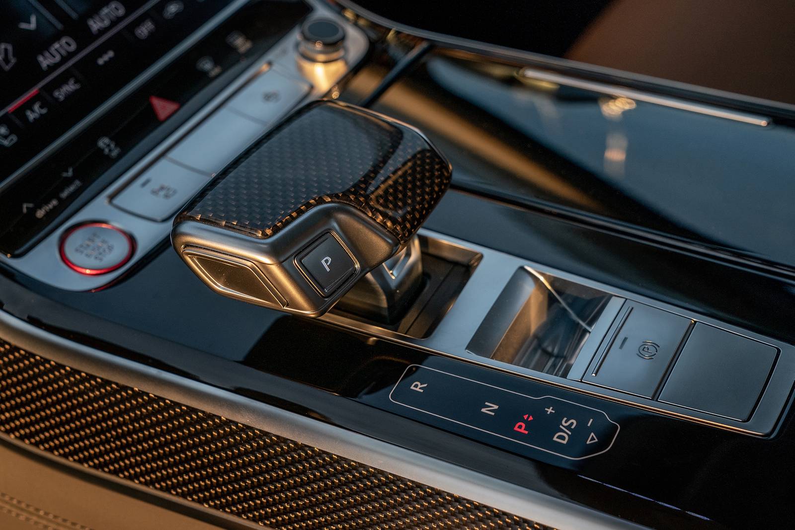 2020 Audi S8 interior SHF