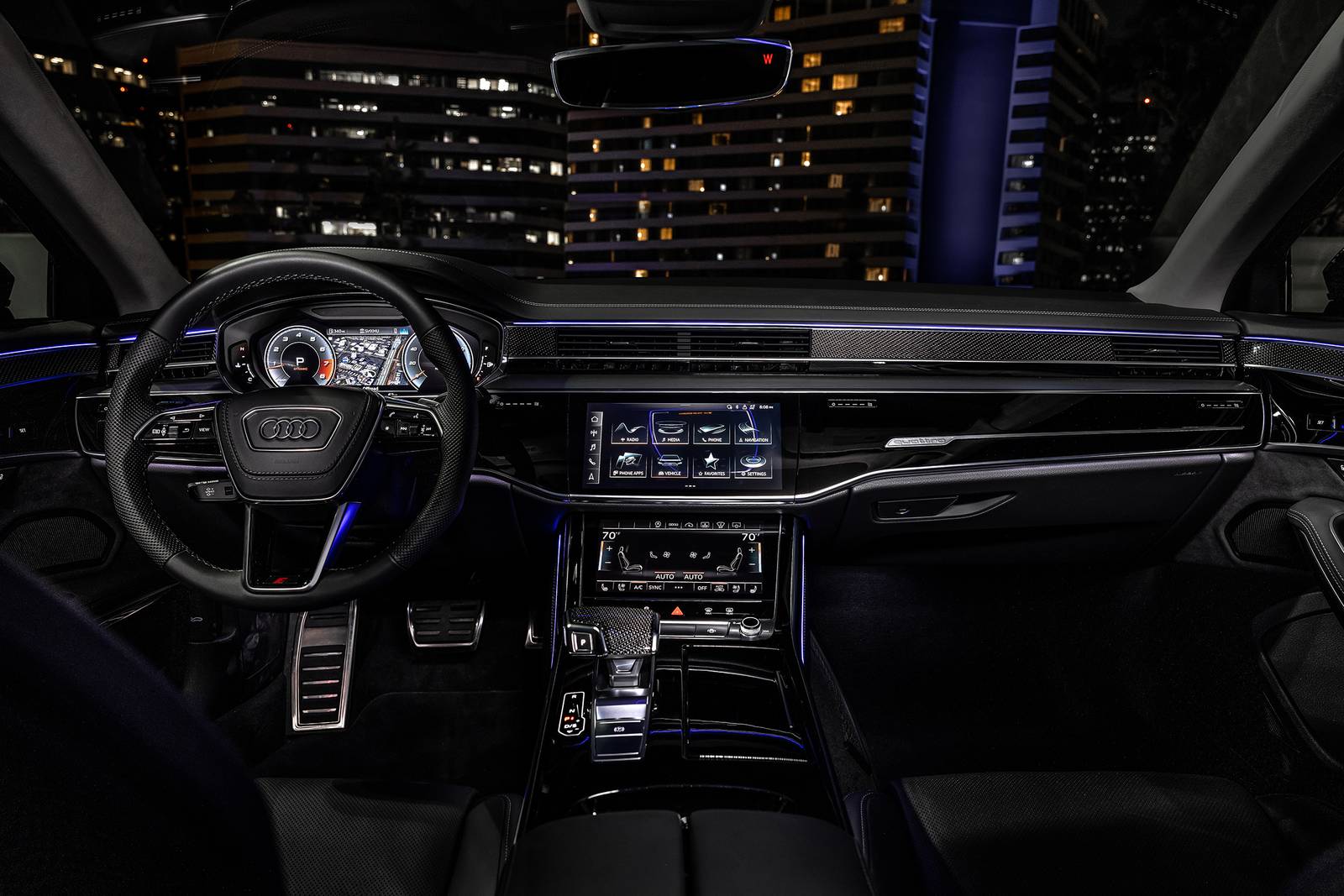 2022 Audi S8 interior D