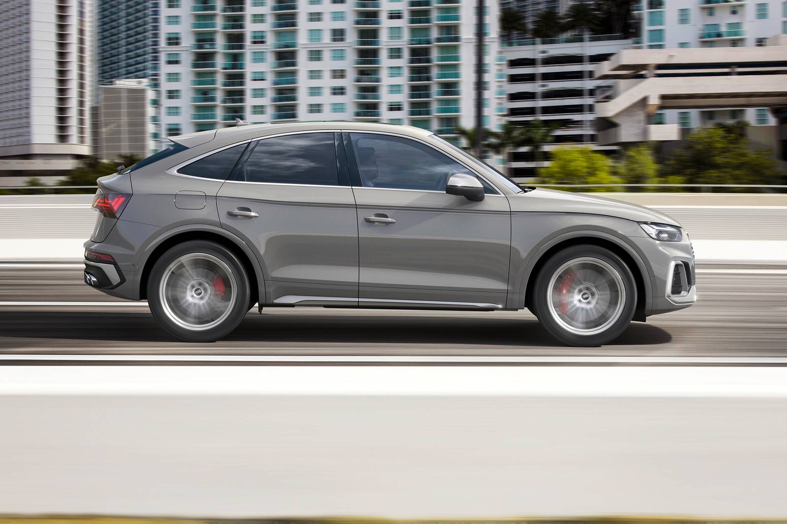 2021 Audi Sq5 exterior S