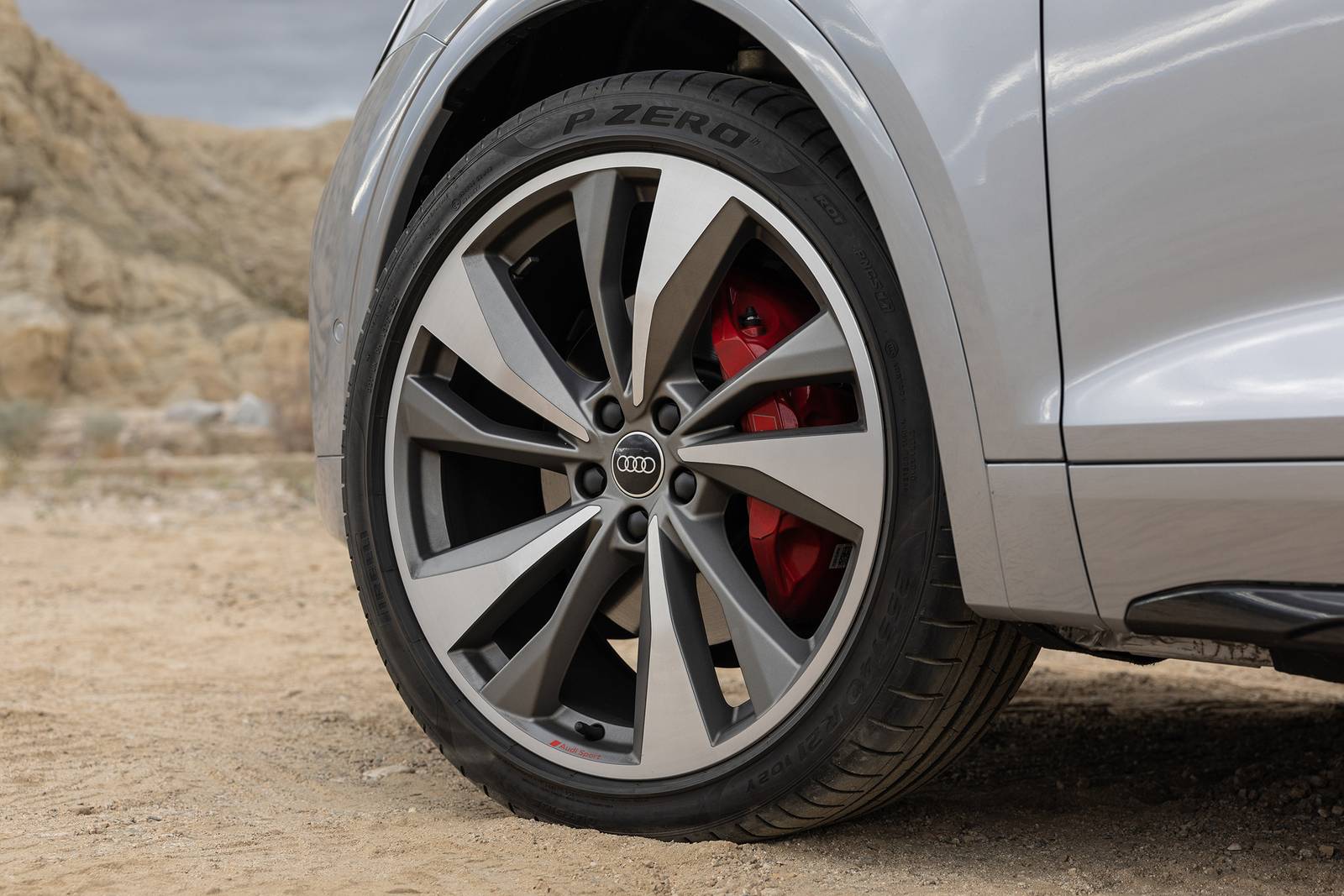 2023 Audi SQ5 — OEM photo 4