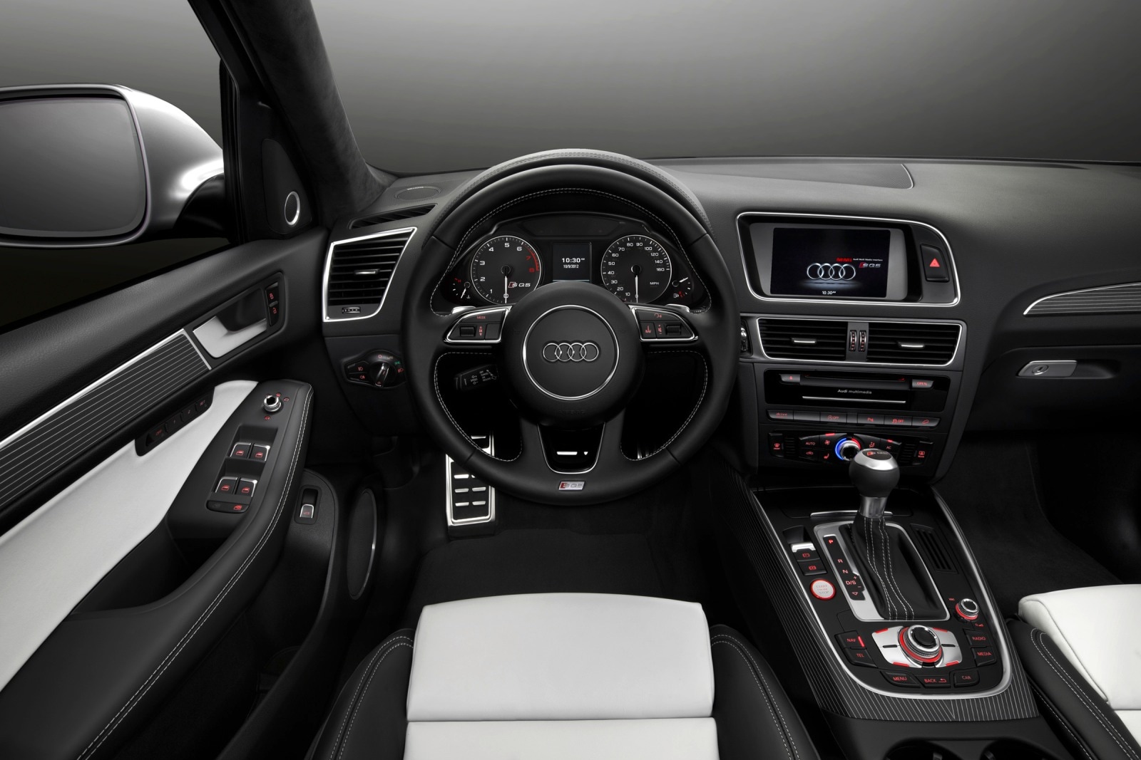 2016 Audi SQ5 interior D