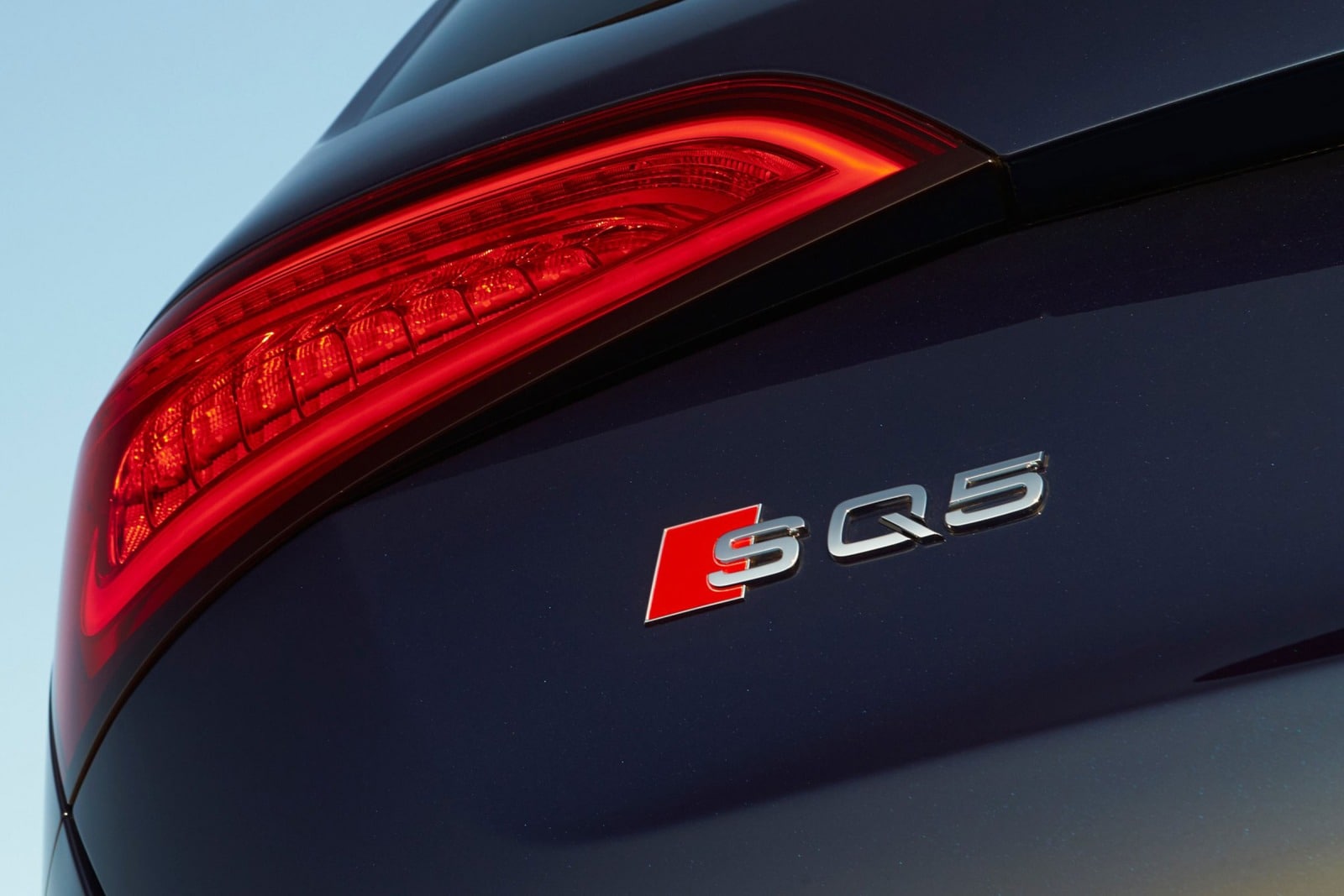 2016 Audi SQ5 exterior RBDG