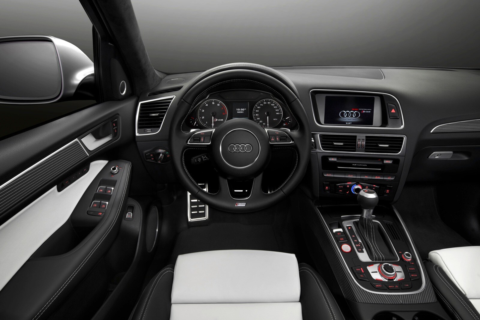 2017 Audi SQ5 interior D
