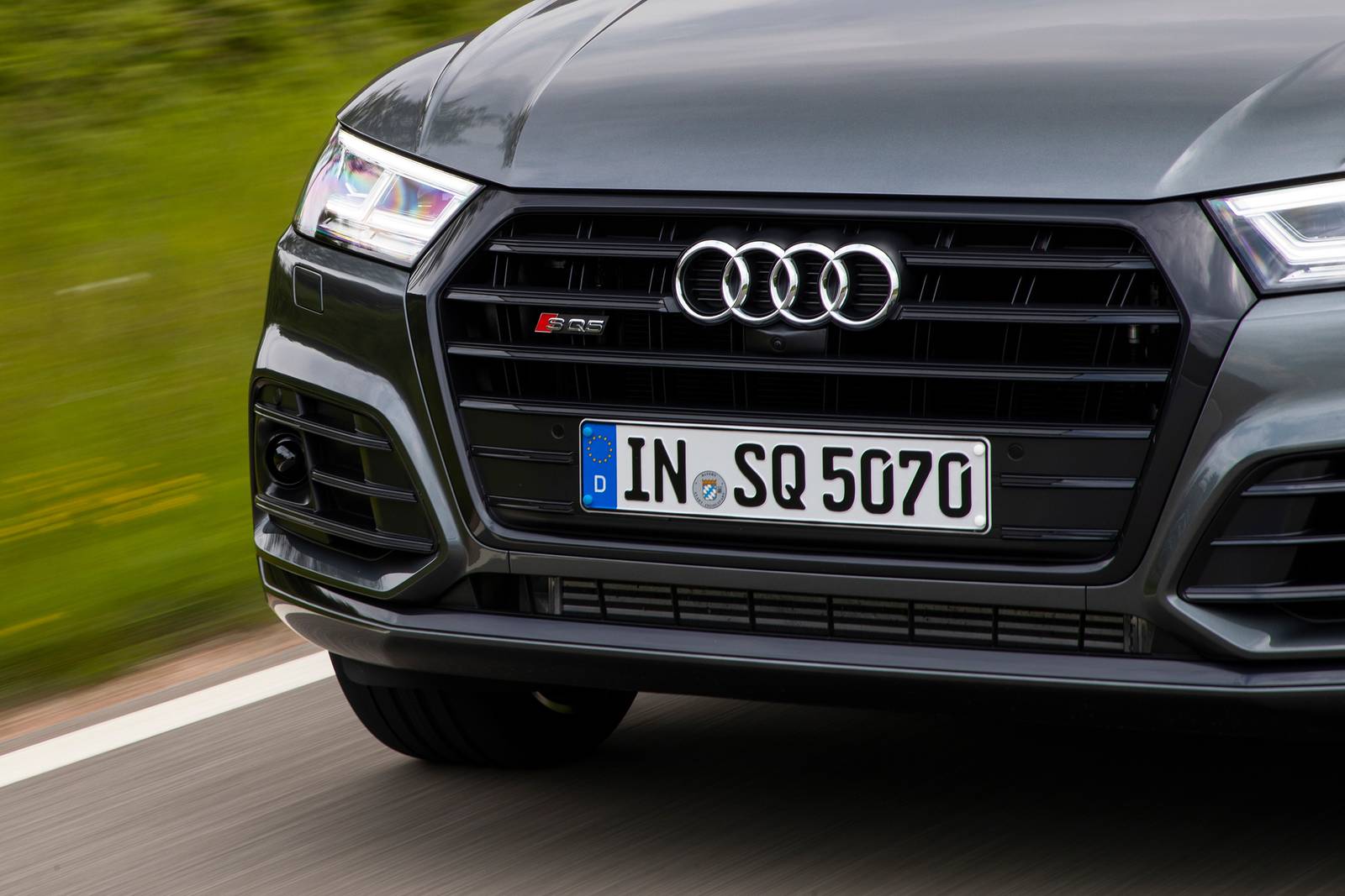 2020 Audi Sq5 exterior FBDG