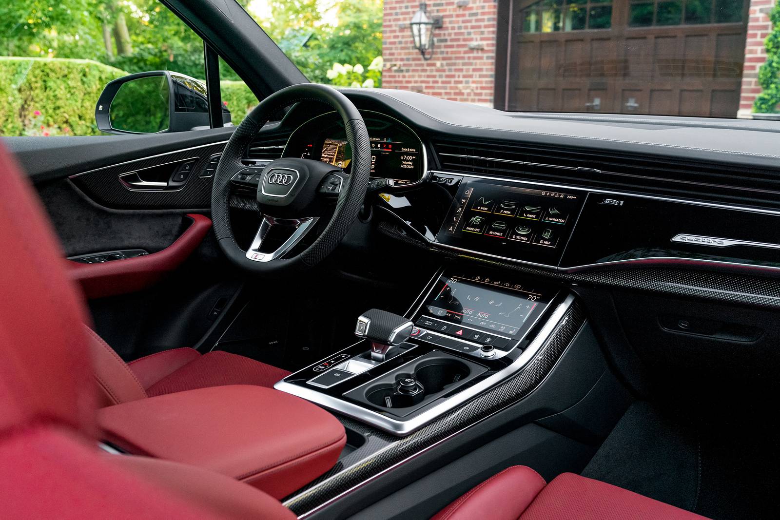 2021 Audi SQ7 interior D