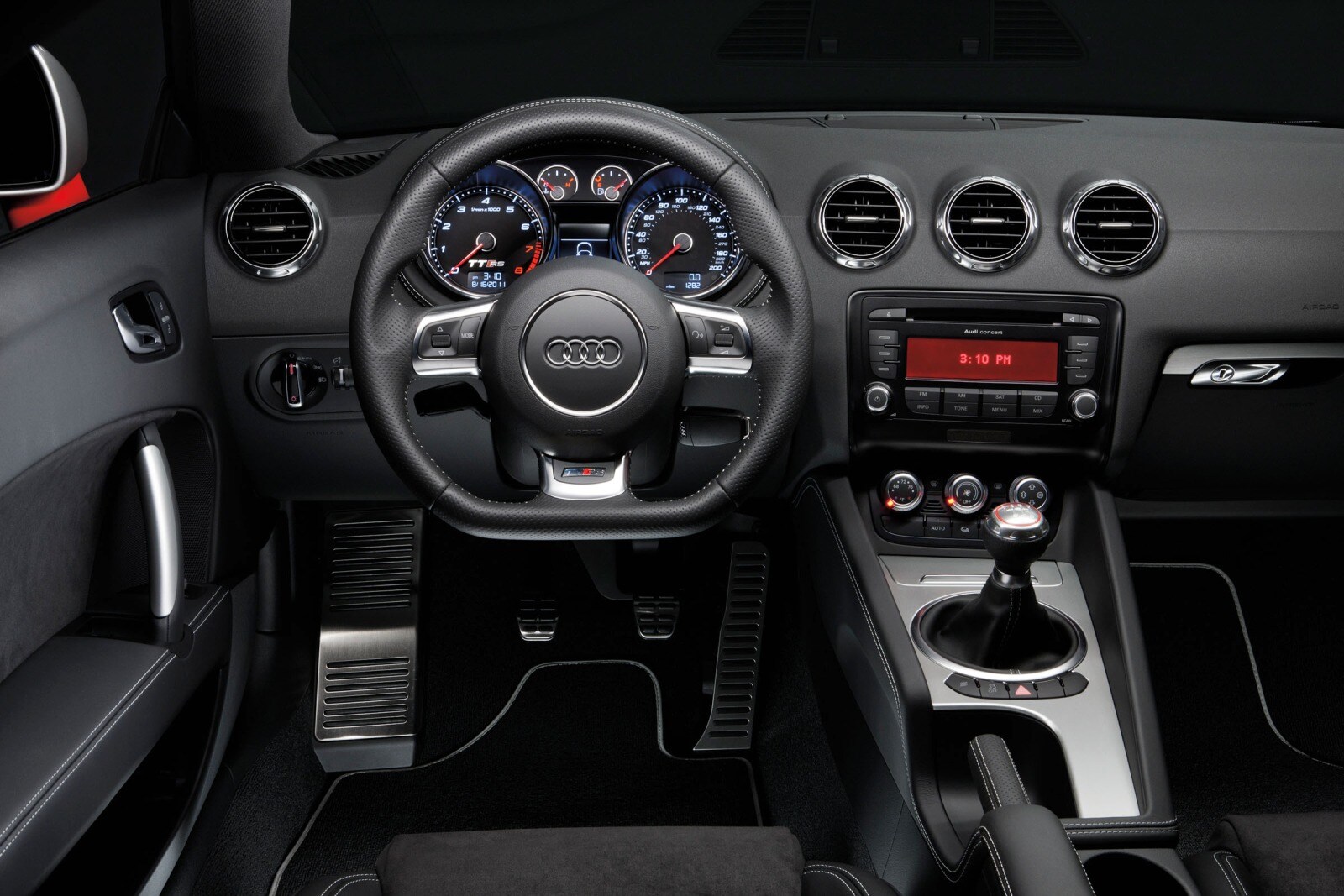 2012 Audi TT RS interior D