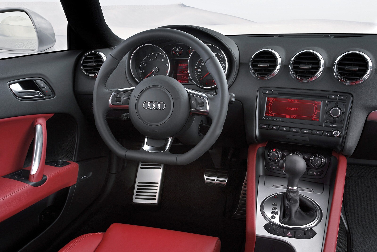 2008 Audi TT interior D