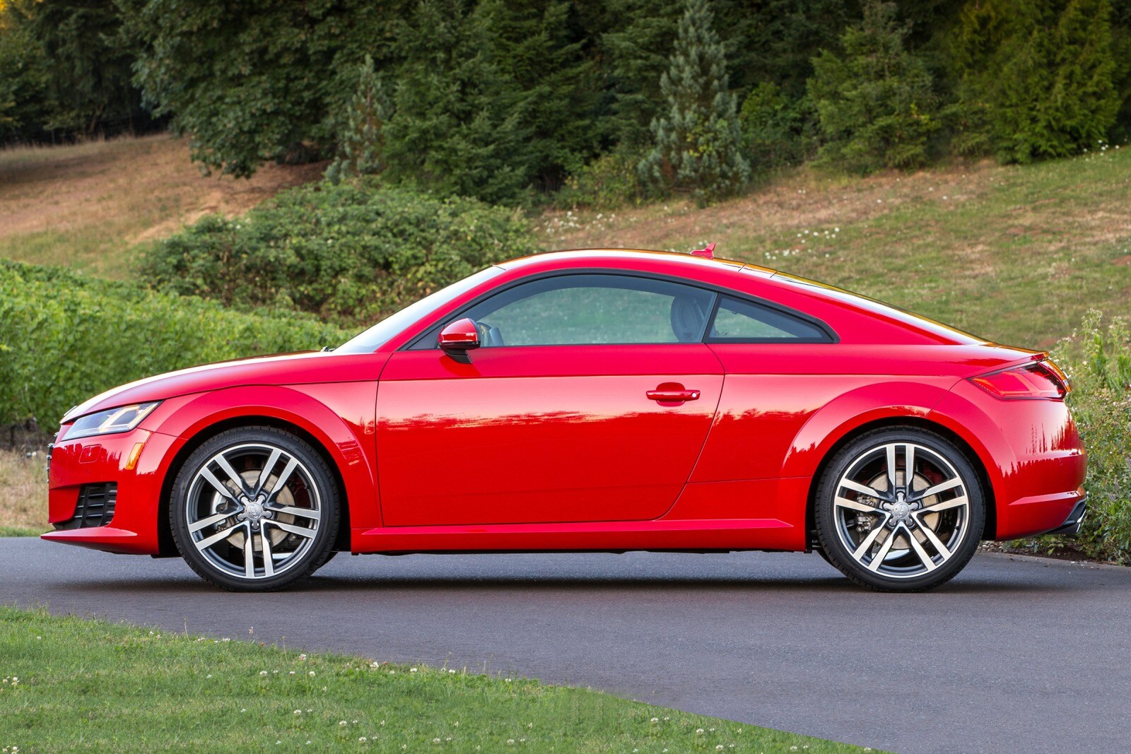 2017 Audi TT 2.0T quattro Coupe Exterior