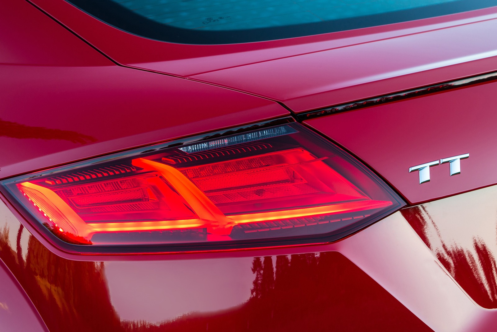 2017 Audi TT — OEM photo 2
