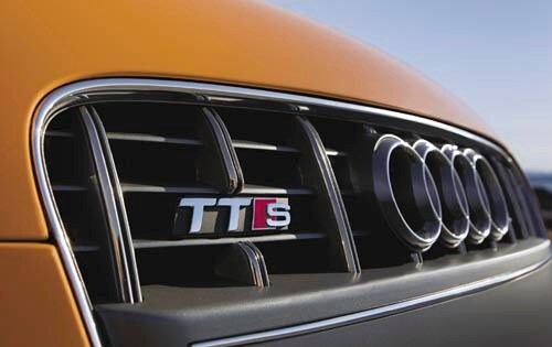 2011 Audi TTS exterior FBDG