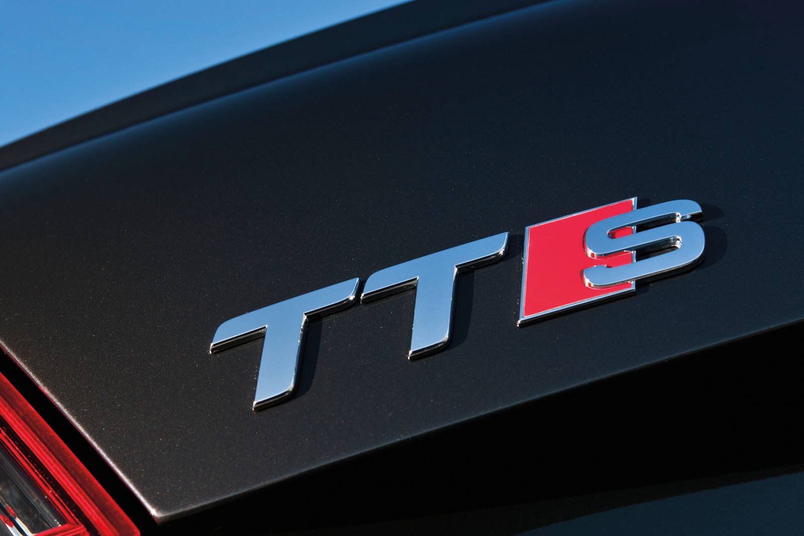 2012 Audi TTS exterior RBDG