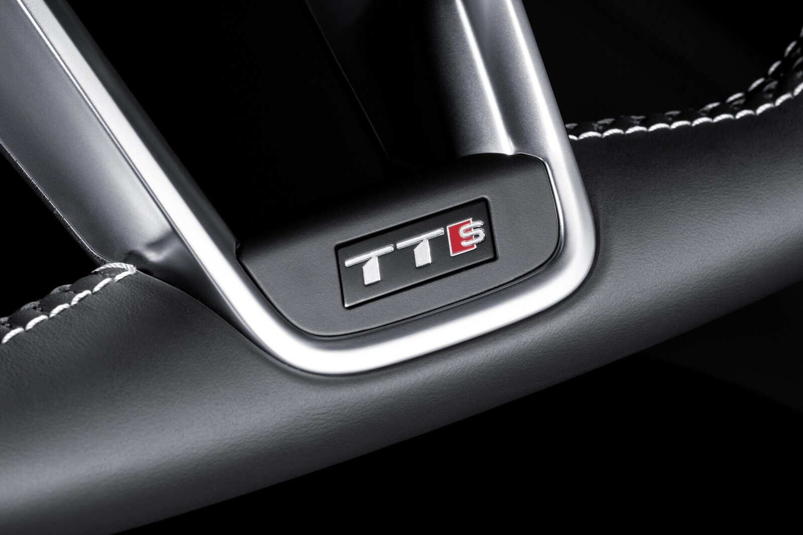 2018 Audi TTS interior DETAIL