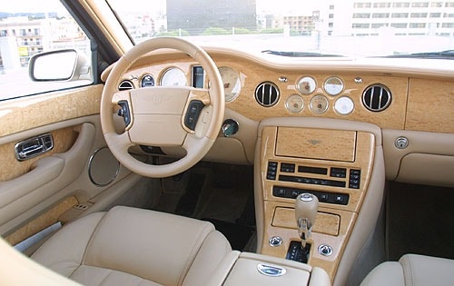 2001 Bentley Arnage interior I