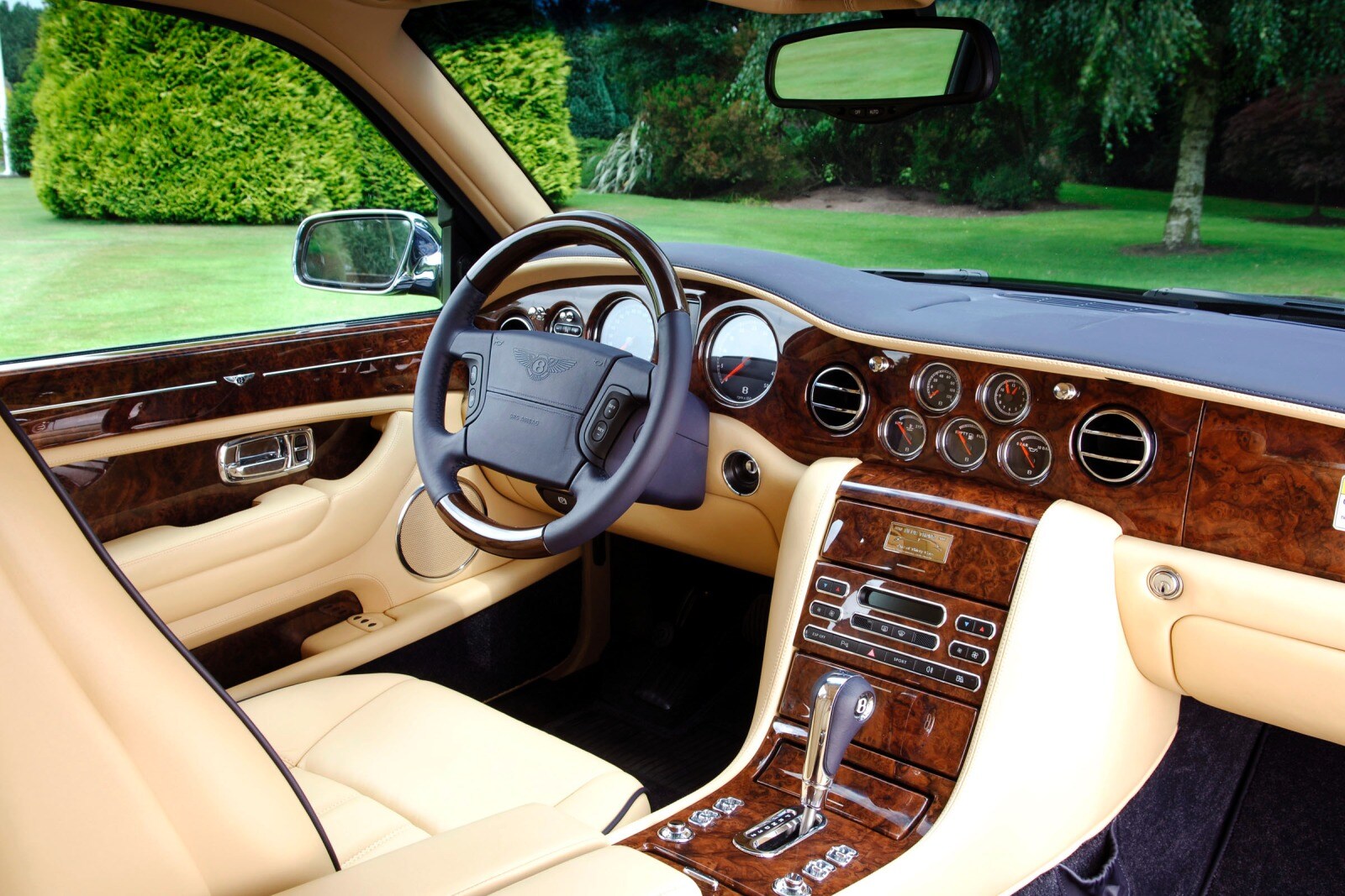 2007 Bentley Arnage interior I