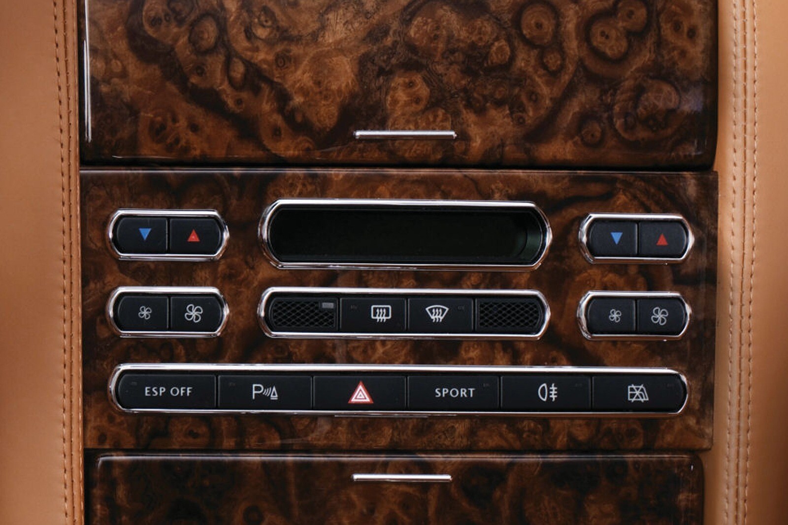 2009 Bentley Azure interior CC