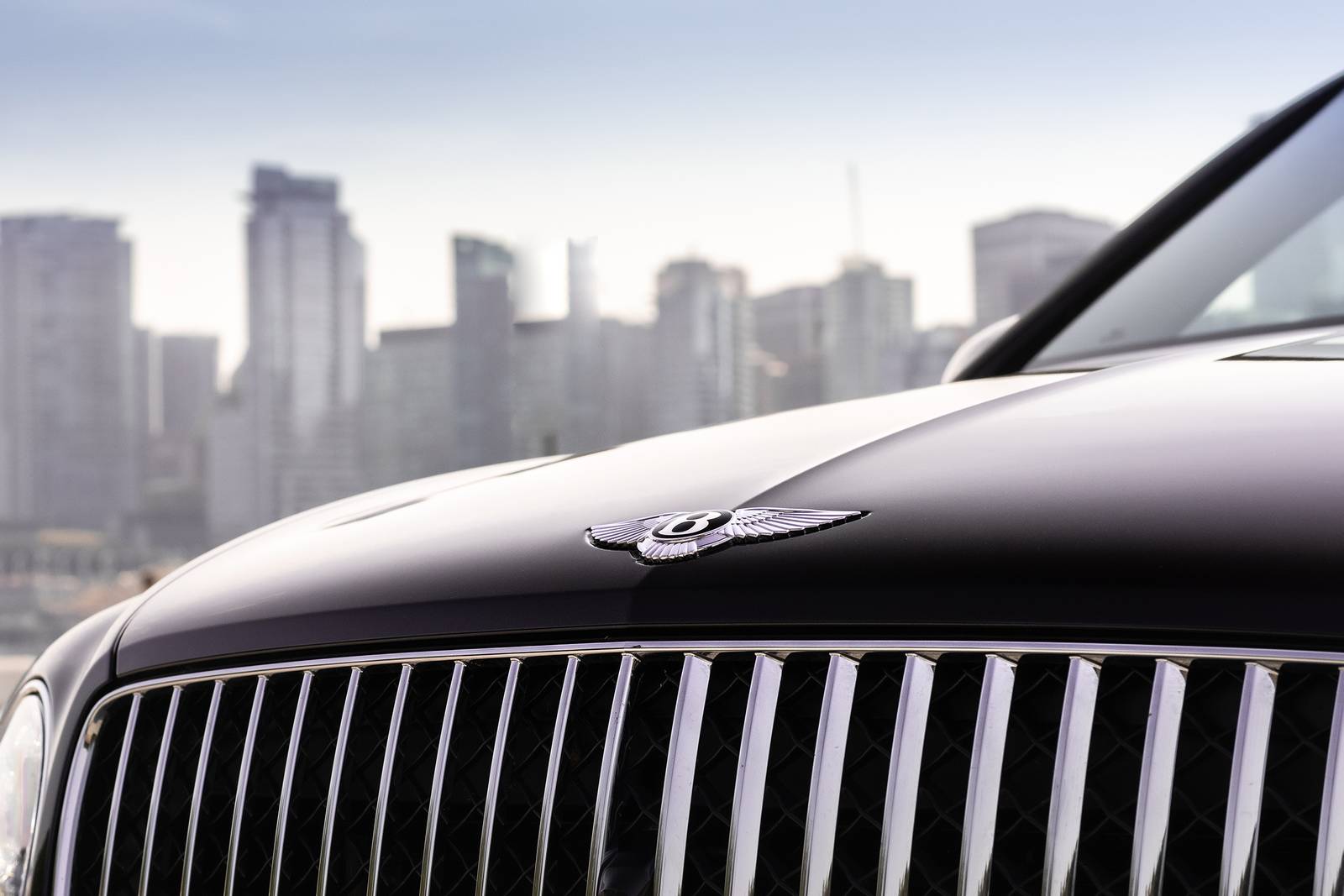 2023 Bentley Bentayga exterior FBDG