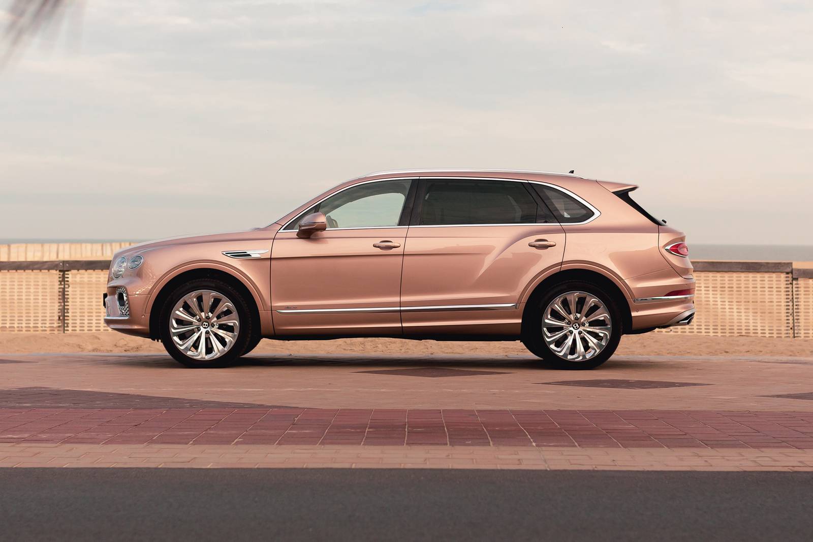 2023 Bentley Bentayga exterior S